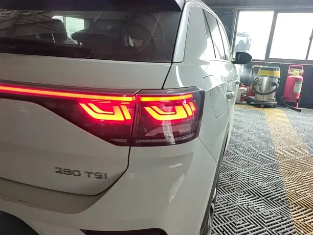 Volkswagen Volkswagen T-ROC 2024 280TSI DSG 2WD Time Edition — Фото автомобиля 7