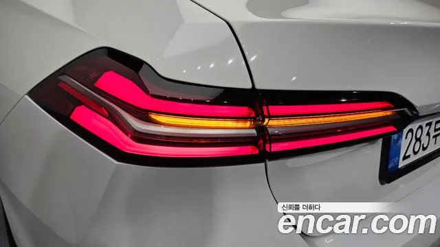 BMW 5-Series — Фото автомобиля 20
