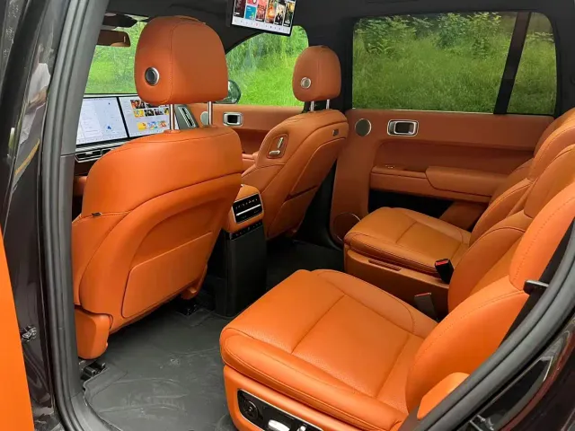 Li Auto L9 — Фото автомобиля 9