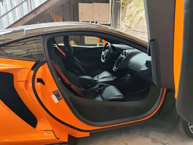 McLaren GT — Фото автомобиля 7