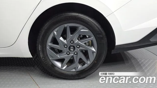 Hyundai Avante — Фото автомобиля 6
