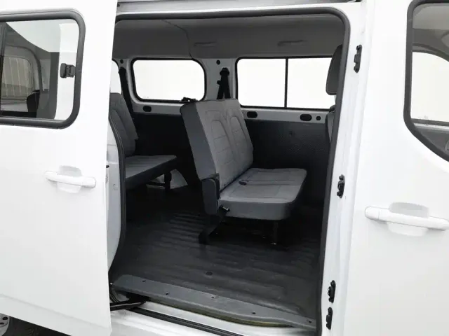 Wuling Yangguang — Фото автомобиля 15