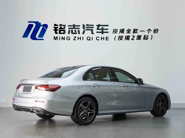 Mercedes-Benz E-Class — Фото автомобиля 6
