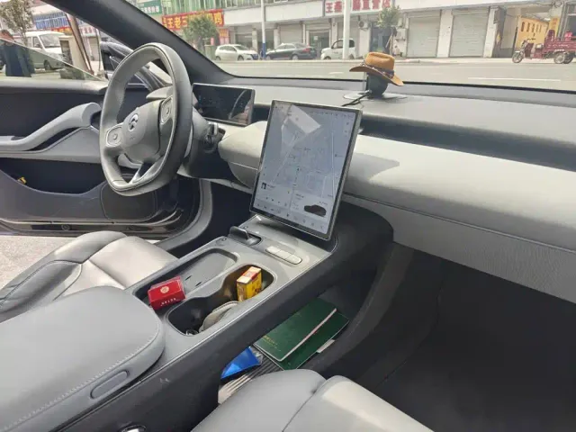 Nio ET5 Touring — Фото автомобиля 7