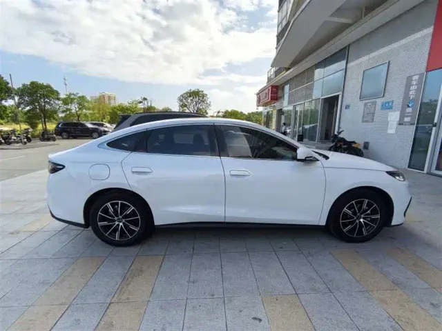 BYD Seal 06 — Фото автомобиля 9
