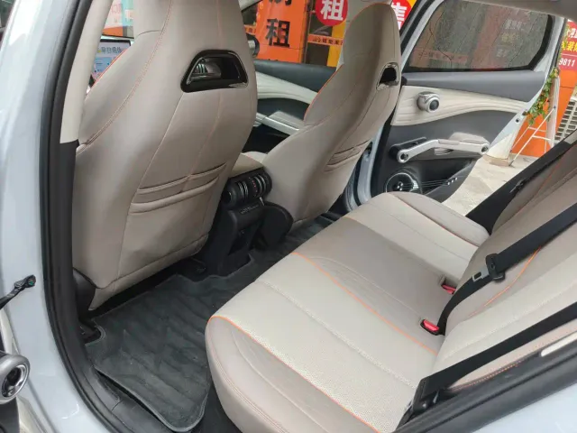 BYD Yuan PLUS — Фото автомобиля 7