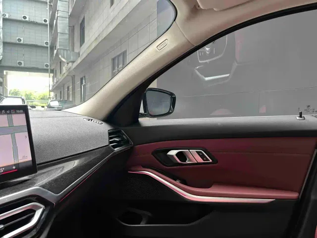 BMW 3 Series — Фото автомобиля 17