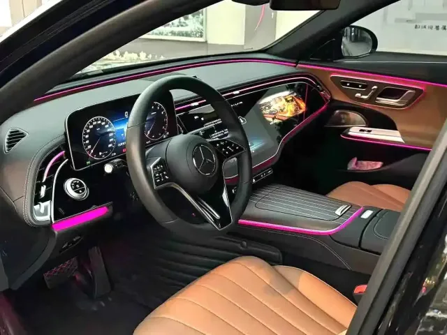 Mercedes-Benz E-Class — Фото автомобиля 8
