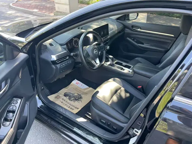 Nissan Teana — Фото автомобиля 4