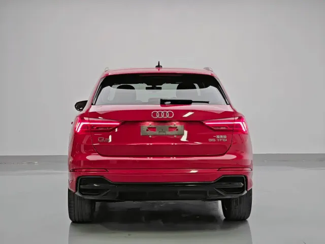 Audi Q3 — Фото автомобиля 6
