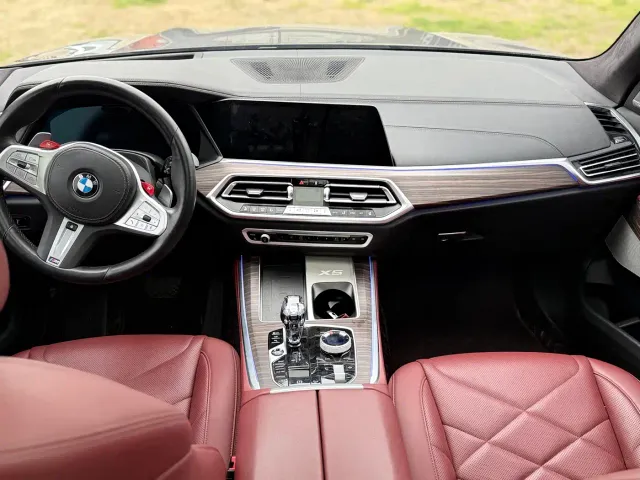 BMW X5 — Фото автомобиля 10