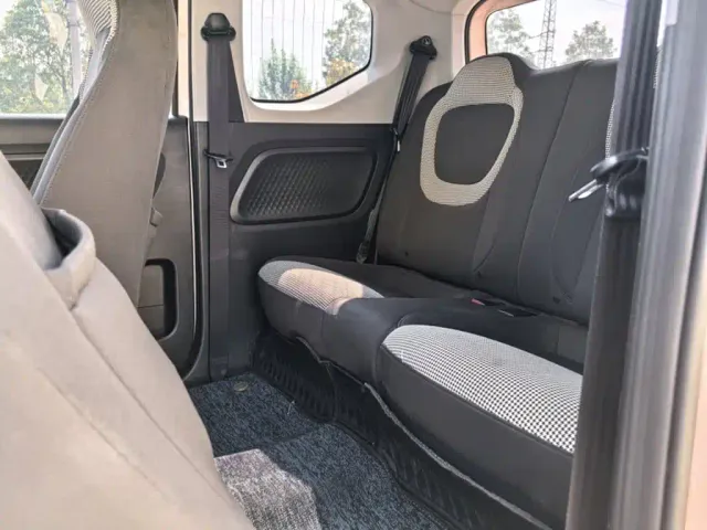 Wuling Hongguang Mini EV — Фото автомобиля 10