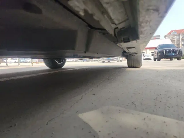 Toyota Sienna — Фото автомобиля 18