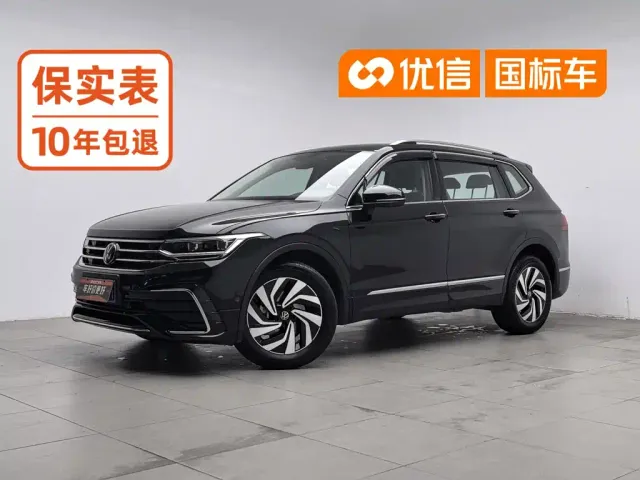 Фотография автомобиля — Volkswagen Tiguan L