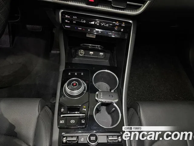 Kia K5 Generation 3 — Фото автомобиля 12