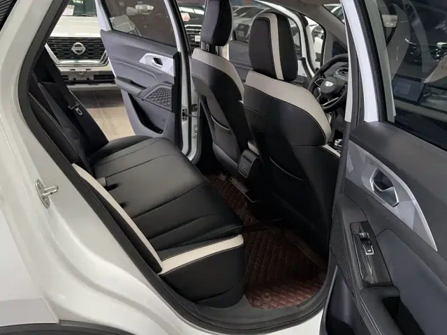 Geely Geometry E Firefly — Фото автомобиля 2