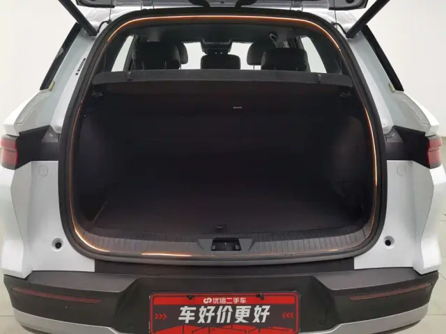 BYD Song Pro New Energy 2025 2nd Generation Smart Drive Edition DM-i 75KM Leading Type — Фото автомобиля 16