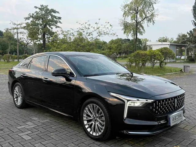 Bestune B70 — Фото автомобиля 3