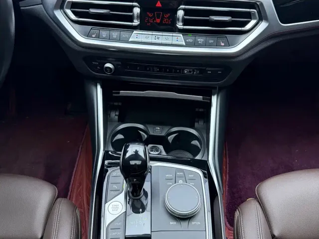 BMW 3 Series — Фото автомобиля 17