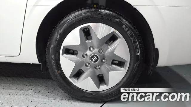 Hyundai Staria — Фото автомобиля 6