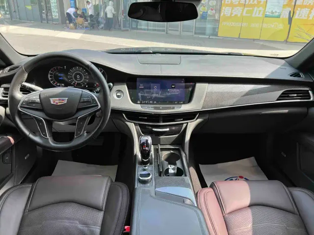 Cadillac CT6 — Фото автомобиля 11