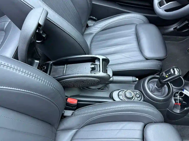 MINI Hatch — Фото автомобиля 14