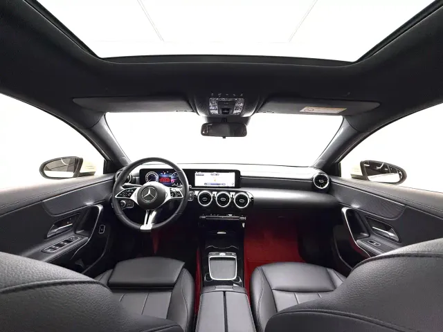 Mercedes-Benz A-Class — Фото автомобиля 9