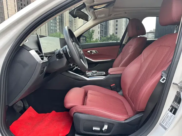BMW 3 Series — Фото автомобиля 9