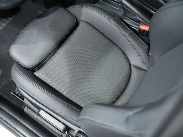 MINI Hatch — Фото автомобиля 12