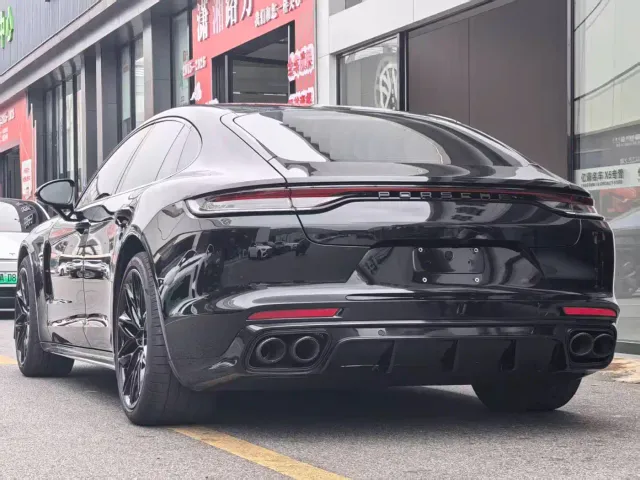 Porsche Panamera — Фото автомобиля 9