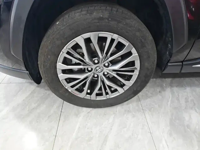 Toyota Wildlander — Фото автомобиля 22