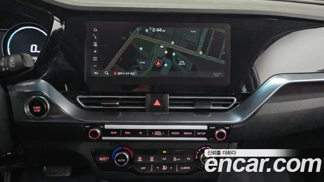 Kia Niro Niro Plus Air — Фото автомобиля 13