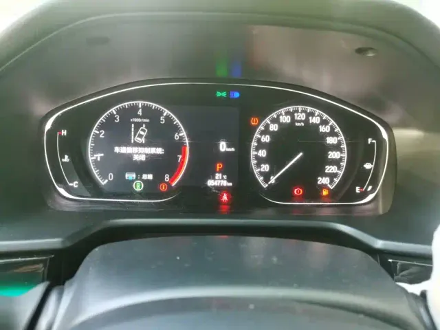Honda Accord — Фото автомобиля 12