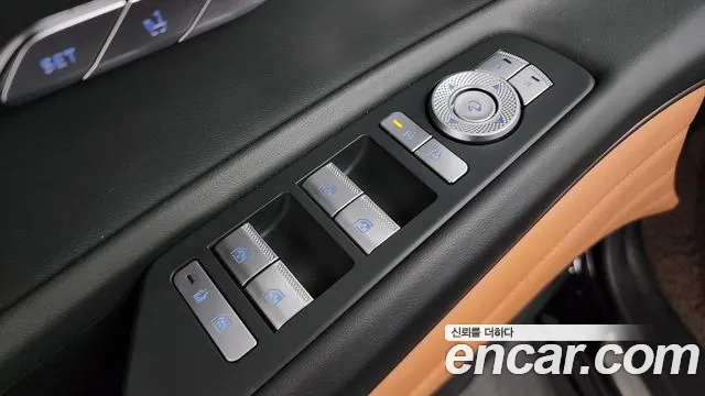 Genesis GV80 — Фото автомобиля 28