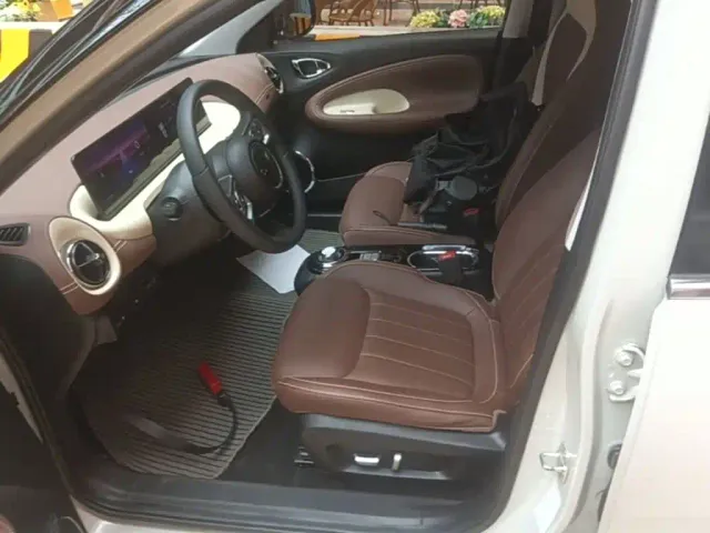 Wuling Bingo — Фото автомобиля 14