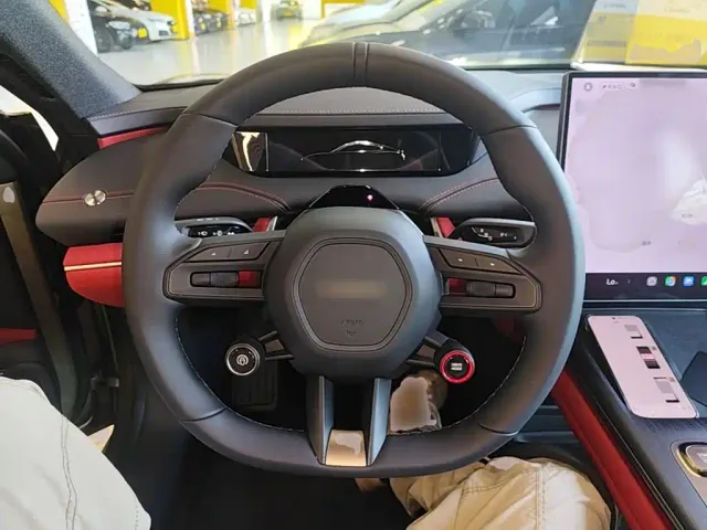 Xiaomi SU7 — Фото автомобиля 10