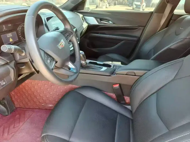 Cadillac CT4 — Фото автомобиля 5