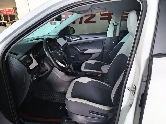 Volkswagen Tharu — Фото автомобиля 6