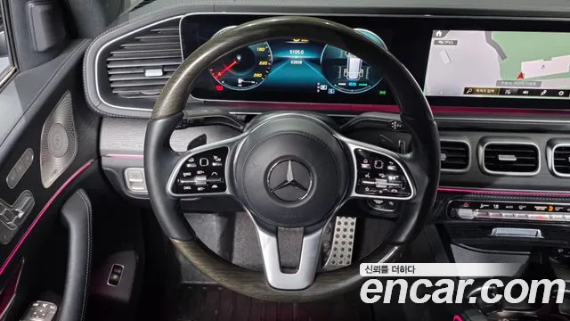 Mercedes-Benz GLS-Class — Фото автомобиля 12