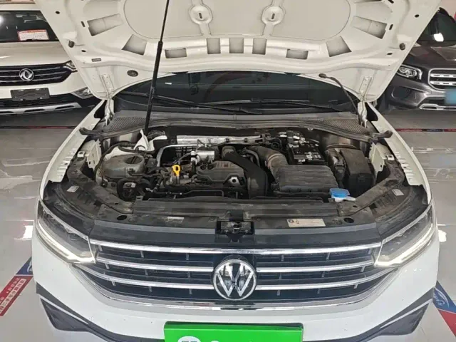 Volkswagen Tiguan L — Фото автомобиля 19
