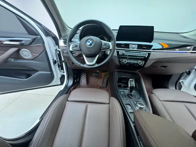 BMW X1 — Фото автомобиля 13