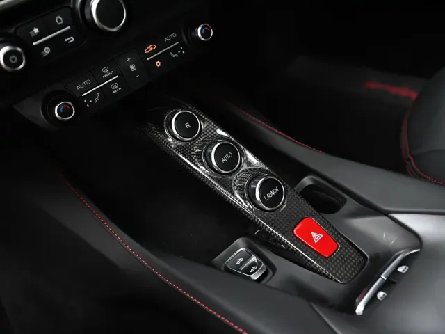 Ferrari Portofino 2021 Model 3.9T M — Фото автомобиля 12