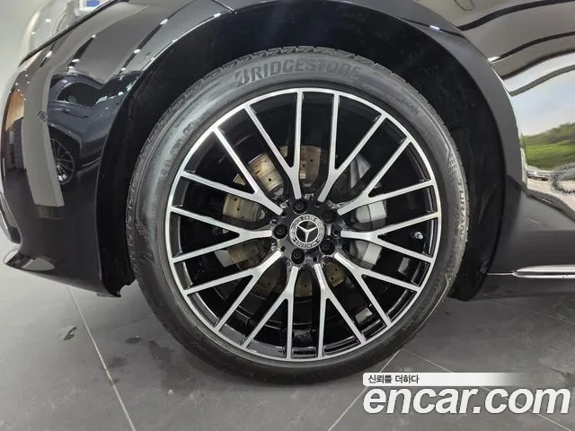 Mercedes-Benz S-Class — Фото автомобиля 5