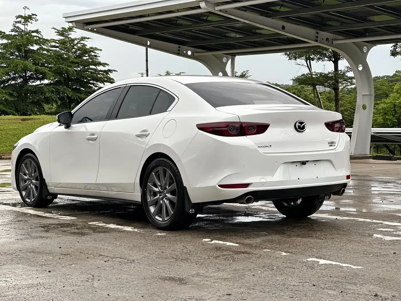 Mazda Mazda3 Axela 2021 2.0L Automatic Quality Glamour — Фото автомобиля 12