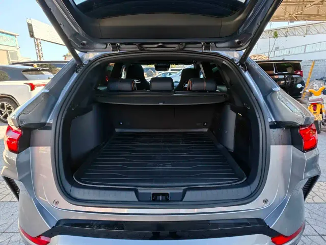 BYD Song PLUS — Фото автомобиля 16