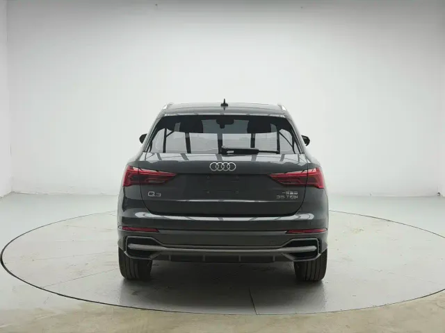 Audi Q3 — Фото автомобиля 5
