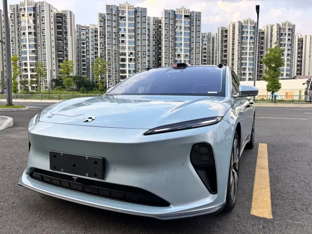 Nio ET5 — Фото автомобиля 12