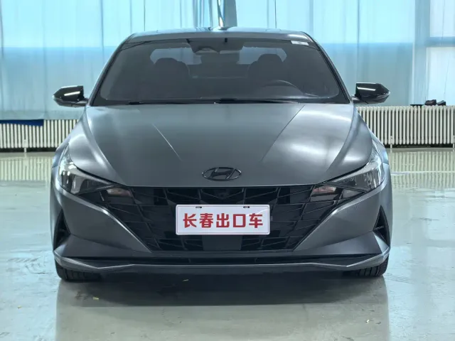 Hyundai Elantra — Фото автомобиля 2