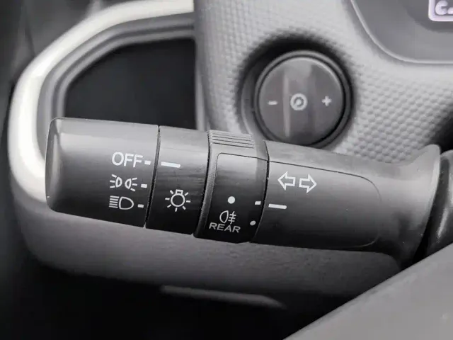 Honda Fit — Фото автомобиля 21