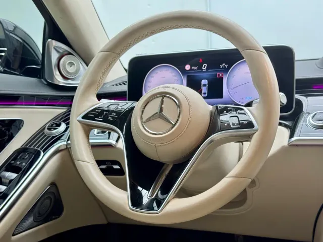 Mercedes-Benz S-Class — Фото автомобиля 13